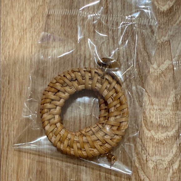 Assorted Earring Collection - Picture 2 of 14